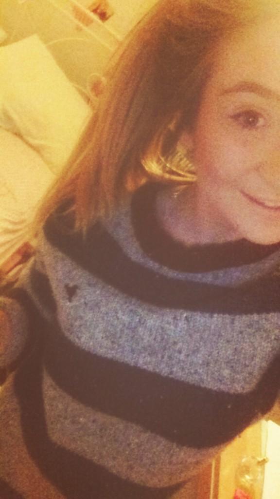 Chloe_Goswell's tweet image. Baggy jumper alert! #winterscoming #favvvvv 👌