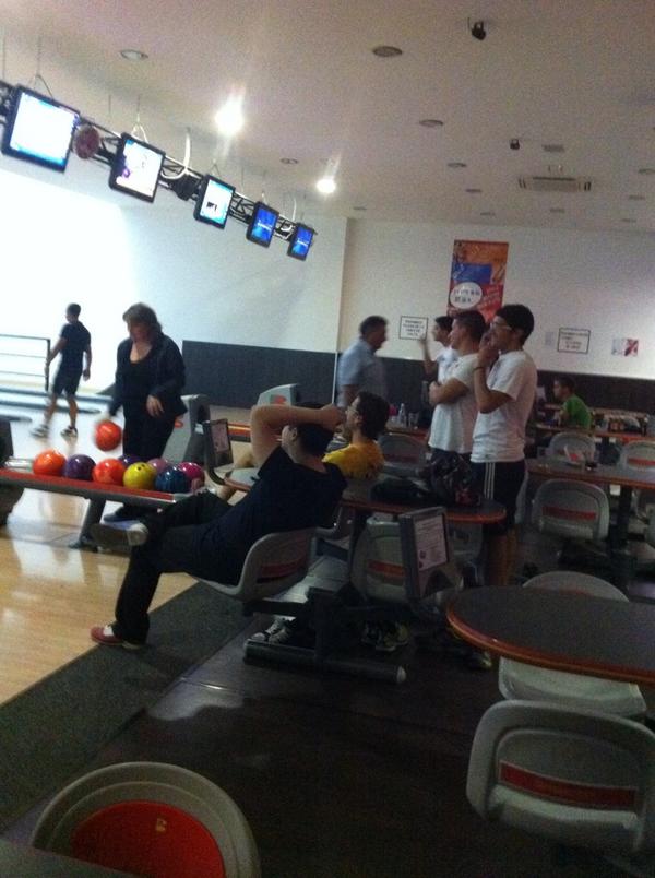 flashbowling tweet picture