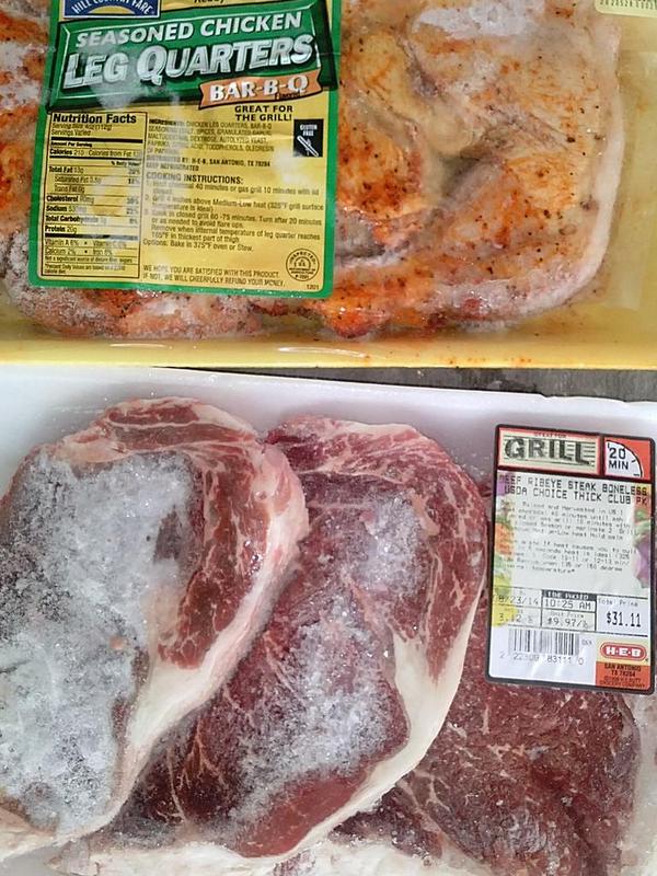 JrRdl333tx's tweet photo. Bout to throw these Rib Eye Steaks n Leg Qrts on the grill #ThursdayNightFootball #Coldbudweiser #CowboysNation http://t.co/h2yEXrpcsp