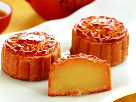 NSUIntl's tweet photo. Join us on Monday for the Chinese New Moon Festival and grab a piece of our delicious Moon cake!! 😋 http://t.co/ejF6wFORzi