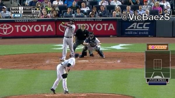 VicBaezS's tweet image. BOOM! 💣 y BOOM! 💣 Apunten 2 para el @davidortiz... HRs 31 y 32, ya EL BIG PAPI tiene 98 empujadas