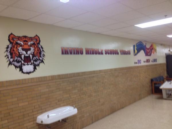 IrvingTigers's tweet photo. Anyone for some Irving Middle School Tiger Spirit! http://t.co/36v7syb76v