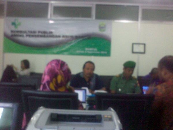 GamaKonsultan's tweet photo. Konsultasi publik AMDAL pengembangan RSUD Panembahan Senopati Bantul, Jum'at 5 September 2014 - Gama Konsultan UGM http://t.co/Q5mSojLND1