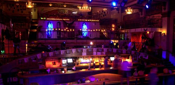 Throwback Thursday! Remember the old Barrymores days? So many stairs! on.fb.me/Yg7AKK