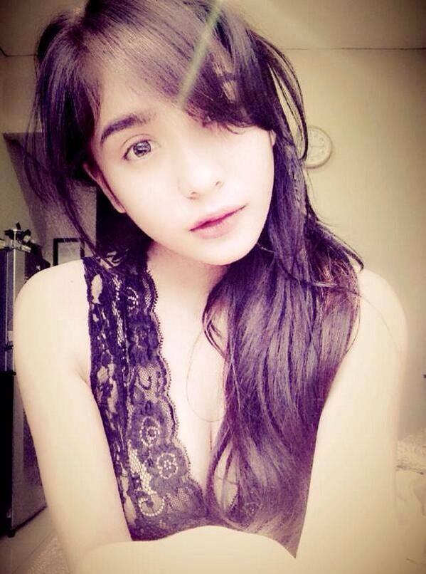 BBMBarcode's tweet image. #selfieTime #RealAva #SharePIN #PINBBM #bispak #bisyar RT Please : RT 1000x Gratis PIN BBM