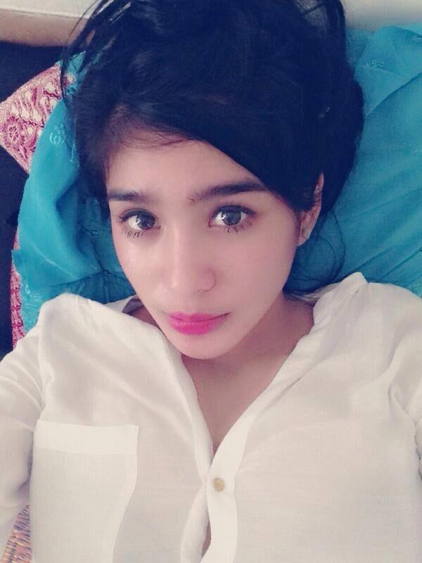 BBMBarcode's tweet image. #selfieTime #RealAva #SharePIN #PINBBM #bispak #bisyar RT Please : RT 1000x Gratis PIN BBM