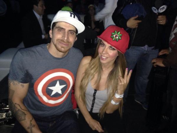 RealMataLo14's tweet photo. Con @jimenaofficial en #NFLKickoffCapParty http://t.co/Aia3XmOd6C