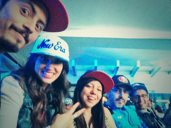 Feralobo's tweet photo. En primera fila viendo SEA Vs GBP en la #NFLKickoffCapParty de @NewEraMx @adriz12 @HOOANPA http://t.co/UbbnRyxnQW