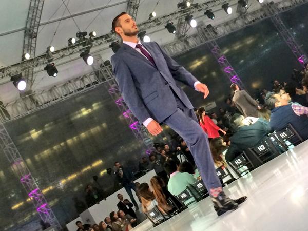 AztecaTalento_'s tweet photo. @gregkauffmann es el más guapo en la pasarela del #fashionfestliverpool @AztecaCEFAT http://t.co/k2lspJ7NZP
