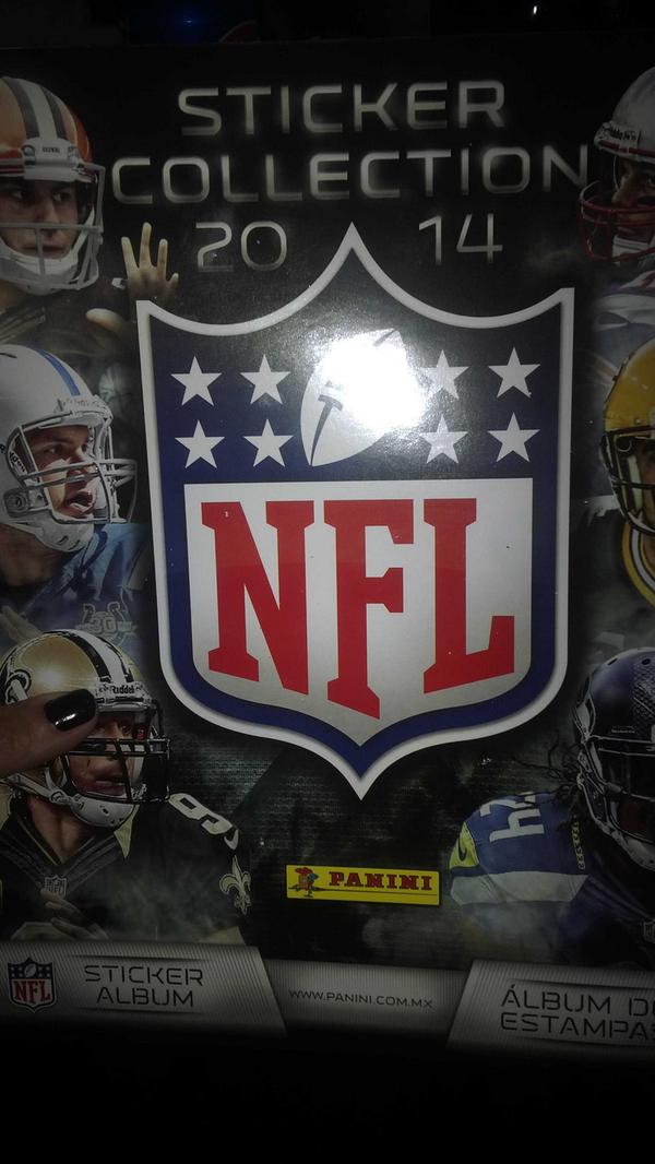 ivemof's tweet photo. Gracias por el súper regalo @PaniniSportMx @karinem71 #NFLKickoffCapParty #NFLTime http://t.co/VqtvDzVAH1