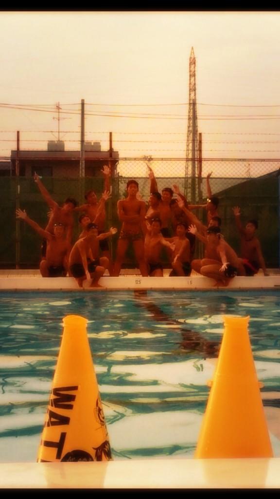 Riku 本日16時よりウォーターボーイズの公開リハーサルがあるので映画やドラマが好きな方 濡れたい方 男の裸が見たい方 暇ならぜひ見に来てください Http T Co Y5tmbevehz Twitter