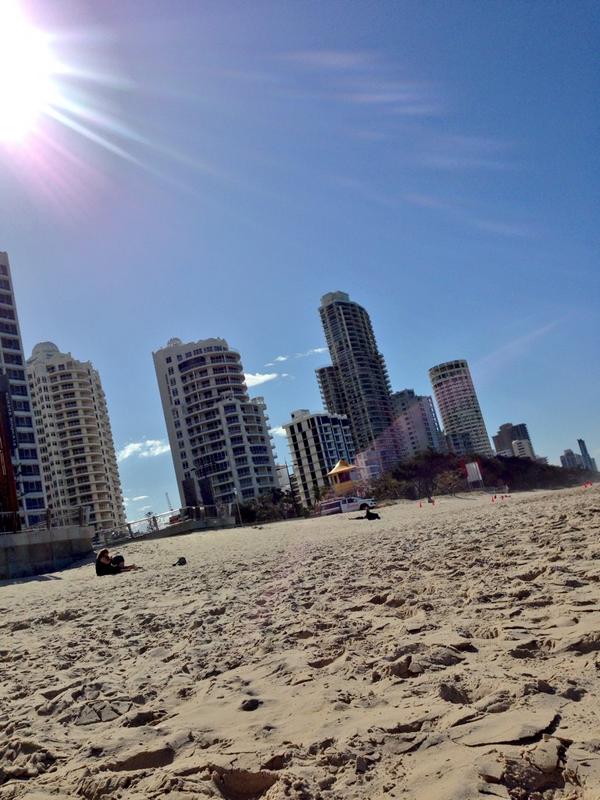 Adam_Fairhead's tweet photo. Perfect Friday relaxing on the beach listening to @DjJoshuaWeekes summer mix!! Summer is coming ☀️ #summer #goldcoast http://t.co/IuPi85jVJ7