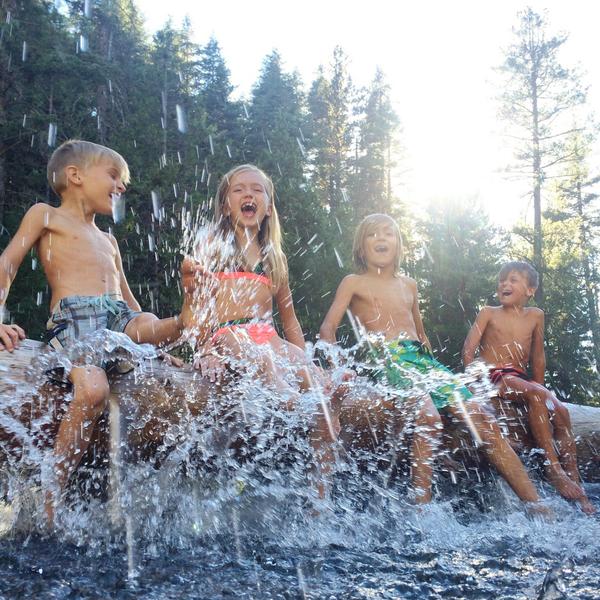OtterBox's tweet photo. How are you wrapping up your #summer fun? #PreserverSeries #SeriouslyWaterproof http://t.co/pBKvpz0zoD http://t.co/O3wJeiOOVn
