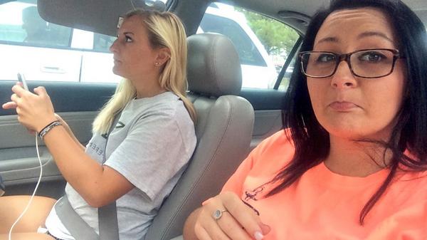 TrinityGarris's tweet photo. I miss @Halidawwn 😭😭😭 Come to Mississippi please! http://t.co/AMmJJydXYF