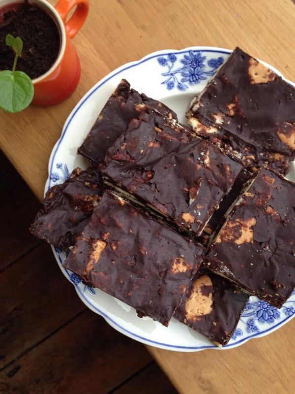 thewindowcoffee's tweet image. NEW! Dark chocolate &amp;amp; peanut butter tiffin 👍 #homemade #chocolate #tiffin