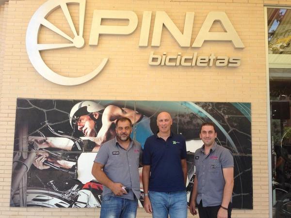 leonardiracing's tweet photo. Visita clienti in Spagna http://t.co/l6xEBN1lue