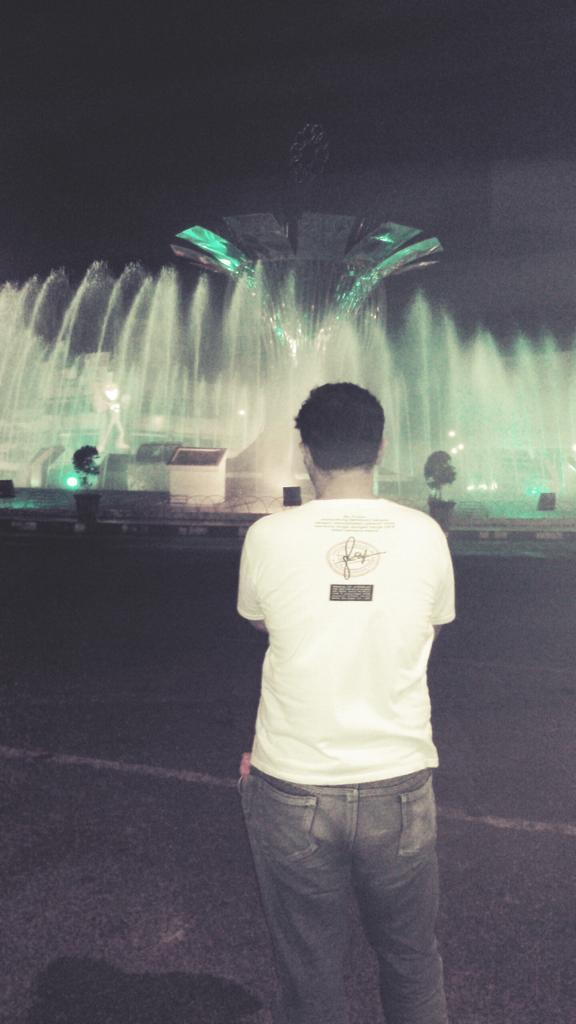 AMP_ROMANCE1st's tweet photo. Hihihi http://t.co/c6jXP76HFM