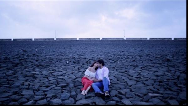 Embedded image permalink