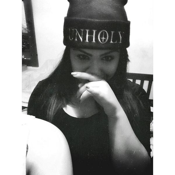 brujaaaprincess's tweet image. U N H O L Y ♡ #whatiscolor #allblackeverything @BlackSailsUK