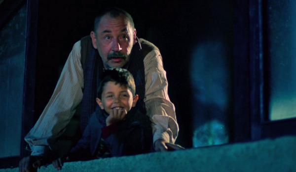 IsraArias's tweet photo. Hoy es un gran día para todos los amantes del Séptimo Arte: #CinemaParadiso vuelve a los cines http://t.co/HOnDJnFLyg http://t.co/KaLftCdGJo