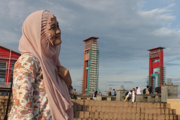 treechip's tweet image. bingung kok bengong?!selfie ajah..