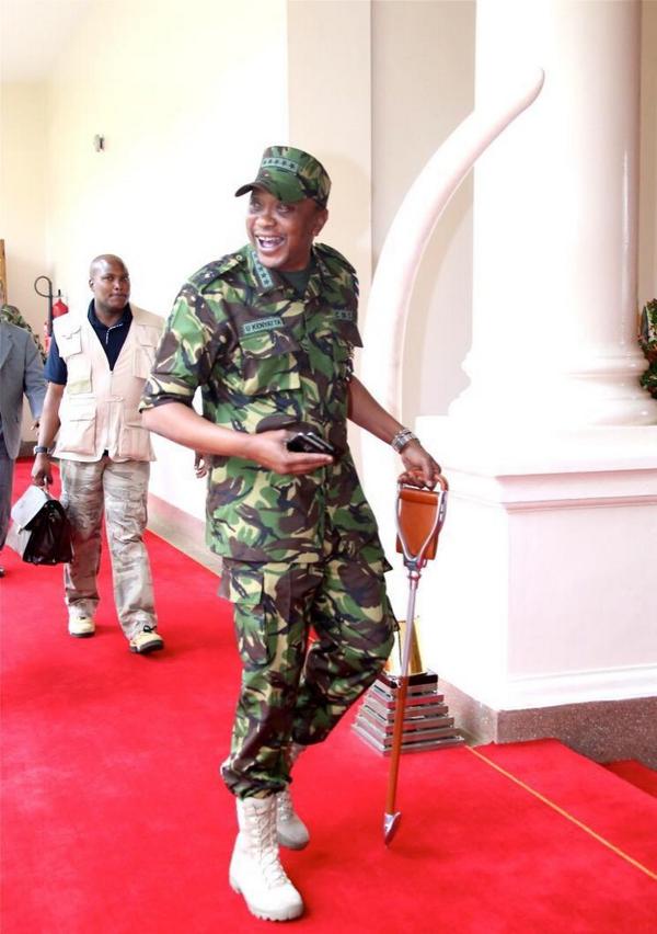 bonifacemwangi's tweet photo. “@Zzzomb1e: @bonifacemwangi He's too busy wearing camos and pretending to be "Commando". #Official #Statebusiness” http://t.co/PrCjspnfK1