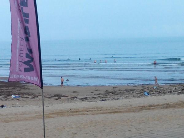 Salazar_PSM's tweet photo. Termina el verano pero seguimos @mobile_surf #Cóbreces http://t.co/zwgg8CVzrL