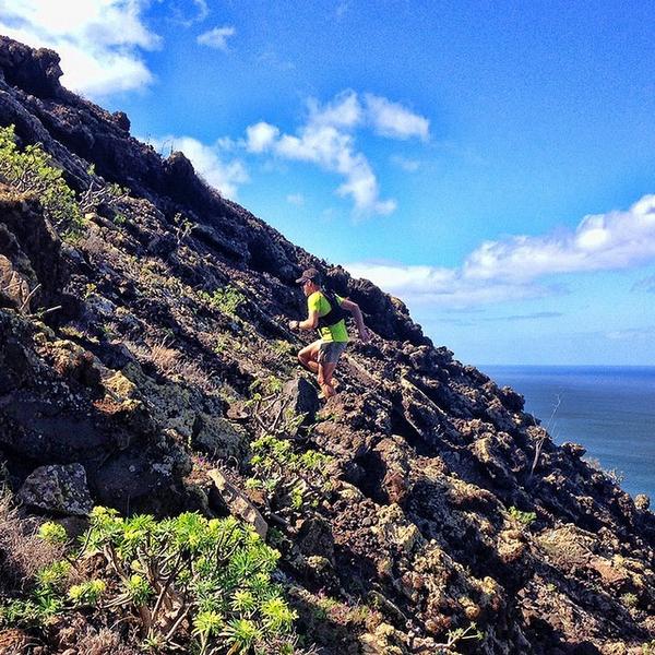 This is how we roll. Blue sky and volcanoe landscape. Happy Friday.
#hellyhansen #takeflightfriday #hhtrailteam #...