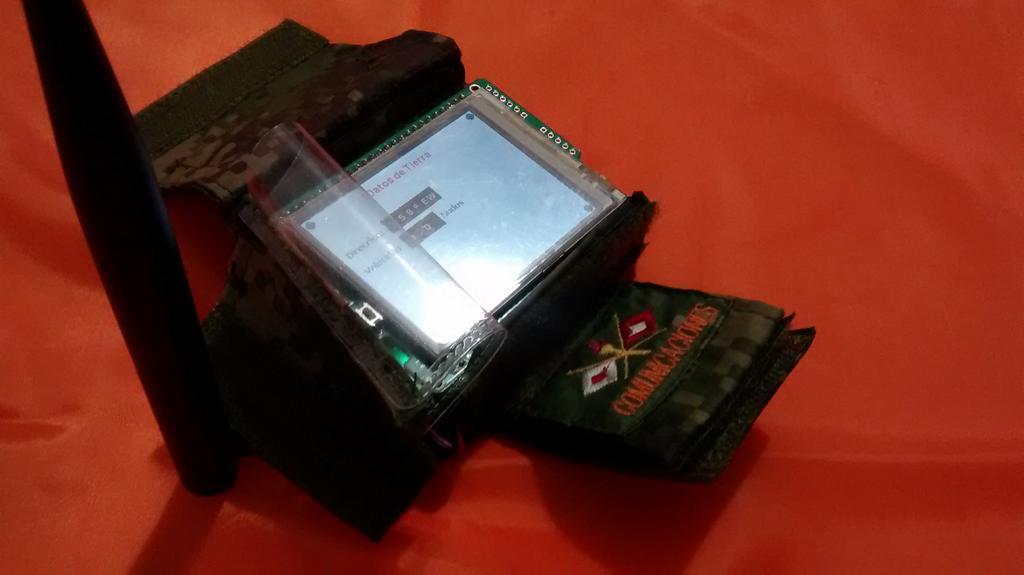 Bwx3O6gIAAAts0S.jpg:large