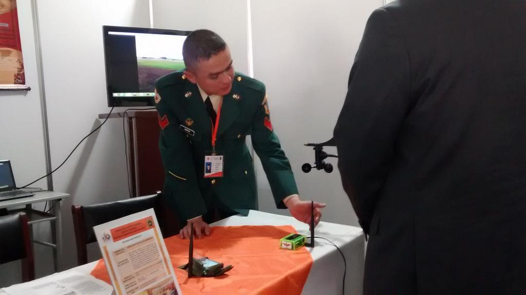 Bwx3OeBIYAAhnTx.jpg:large