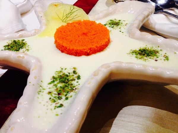 varunkalra93's tweet image. Jalebi Caviar! It&apos;s indeed a Sin! 😍 #MasalaLibrary #Love #Foodie @MasalaLibrary