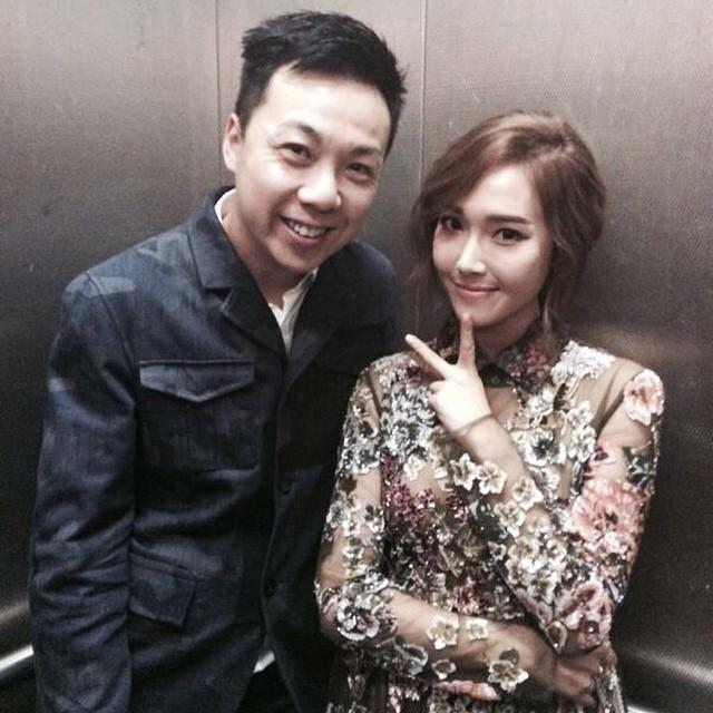 Bwx5jUYCAAErJ9Y.jpg:large