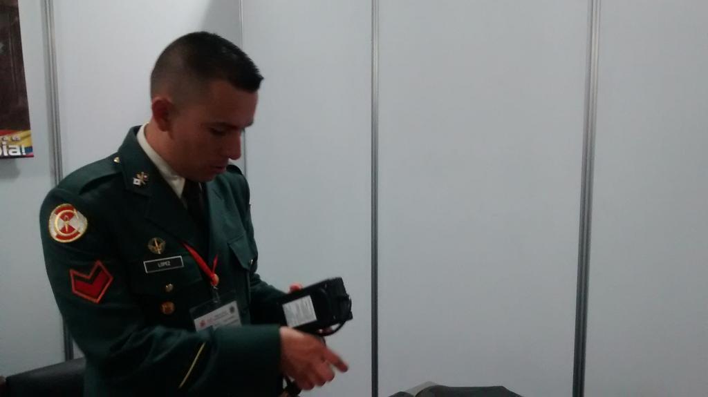 Bwx9PZCIAAAONtN.jpg:large