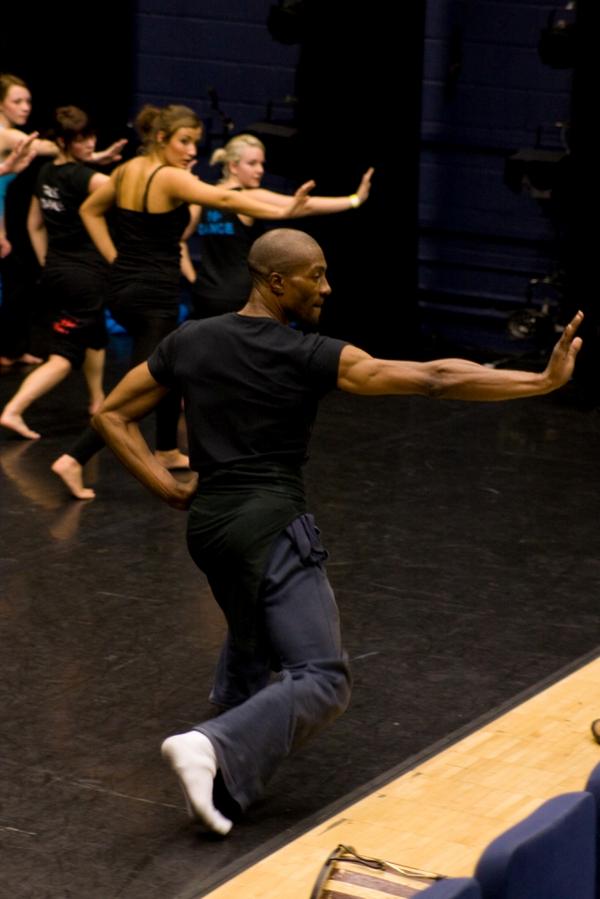 MOVEITSHOW's tweet photo. Do you think dance should be compulsory in schools? http://t.co/SmRWzAAqGa Have your say in our poll http://t.co/RY8pwQS1Bz