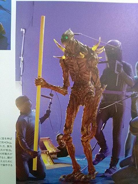 まなしな 巨神兵東京に現わる メイキング 巨神兵は操演で表現 通行人はボードに写真を貼ったもの 溶けたビルの外壁はローションの一種 キノコ雲は綿製 元は特撮博物館で上映された短編作品で できるだけアナログの技術で制作されています Http まなしな 巨神兵東京に現わる メイキング 巨神兵は操演で表現 通行人はボードに写真を貼ったもの 溶けたビルの外壁はローションの一種 キノコ雲は綿製 元は特撮博物館で上映された短編作品で できるだけアナログの技術で制作されています Http