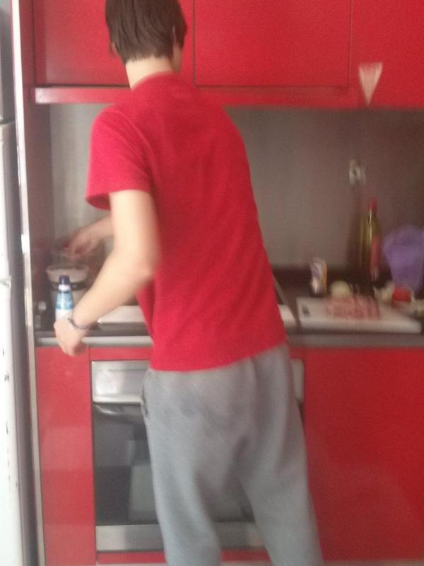 RobertoMichaell's tweet photo. #best #cookingforme http://t.co/09UYQgv4Vk