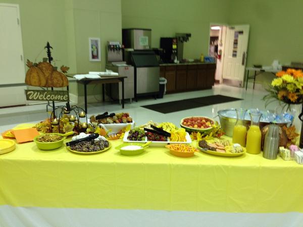 Lori_A_Carter's tweet photo. Yummy eats at the Memphis Ass. Of Independent Schools Technology meeting. Proud to represent @NewHopeMemphis #maistec http://t.co/MAPaGcYOf3