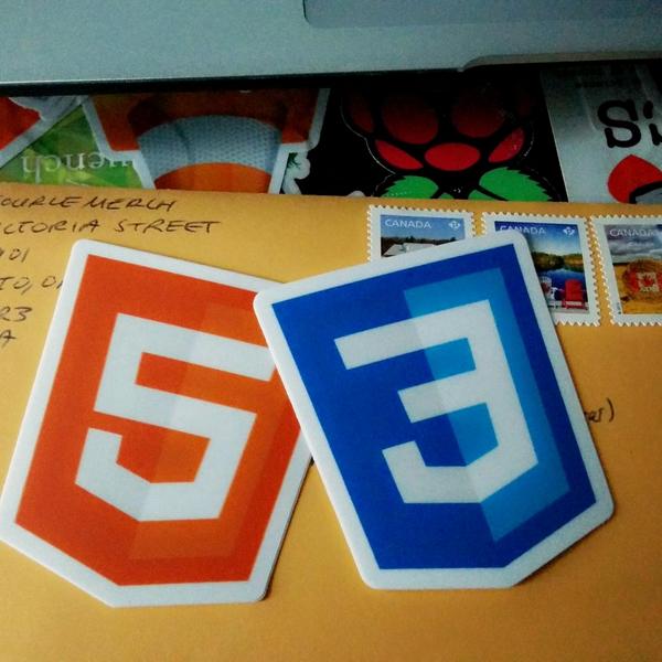 OpenSourceMerch's tweet image. Seeking more badges for your laptop? #html5 #css #laptopstickers