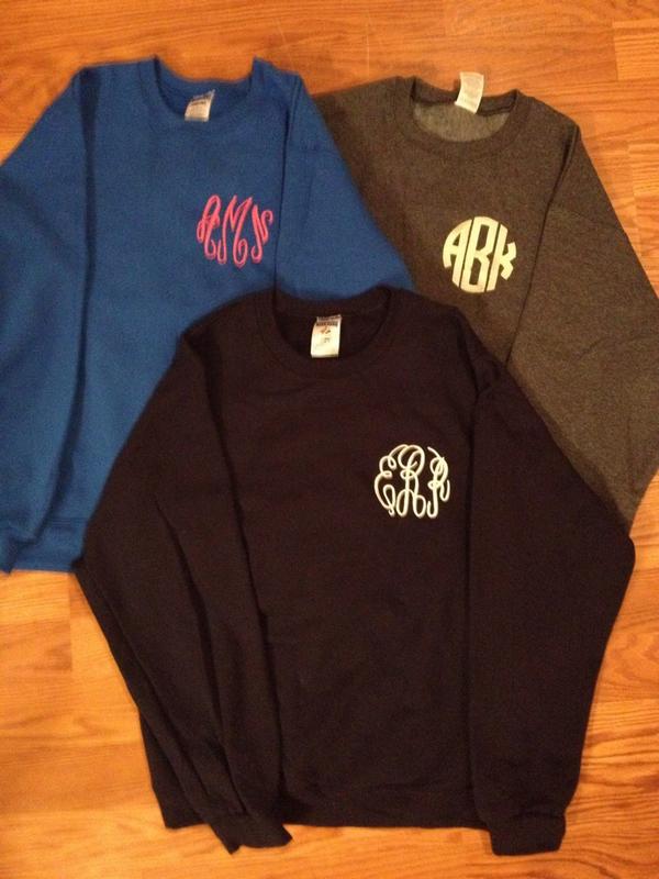 OhMyThreadsBT's tweet image. FLASH SALE!!! Sweatshirts are on a quick sale for $22!!! etsy.com/shop/OhMyThrea…