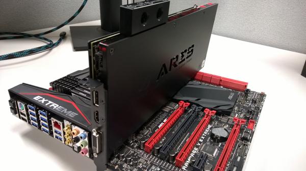 ASUSTechMKTJJ's tweet photo. @AMDGaming @AMDRadeon ARES &amp; EXTREME Better Together! #WORDSFALLSHORT to describe this amazing card and combaintion http://t.co/vv8zRkGM33