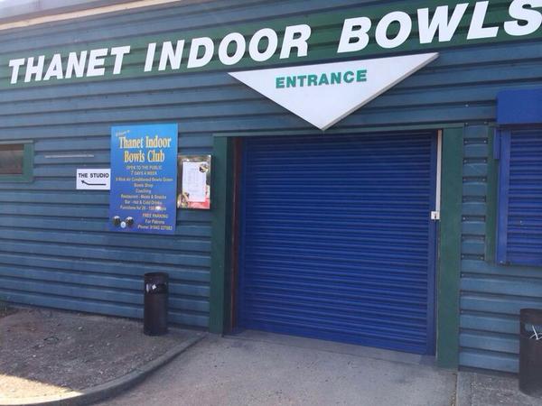 DoorMaintenance's tweet image. Down to Margate to install yet another #Securityshutter indoors bowls club Lovely powdercoat finish #shutters
