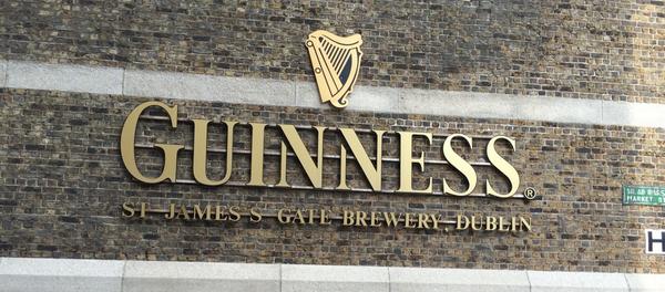 UmegaDavid's tweet image. Just been to the Guinness factory in Dublin and found out that Arthur Guinness signed a 9000 year lease!! #commitment