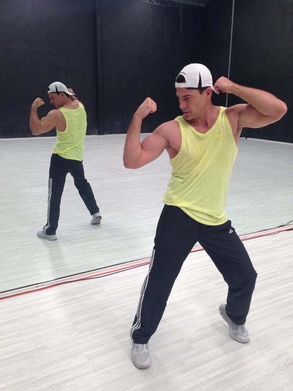 FreestyleMexico's tweet photo. “@JorgeAravenaM: Hola, aquí ensayando en @FreestyleMexico para #sincensura , ya falta poco!!! http://t.co/JDvLnY8MZv”