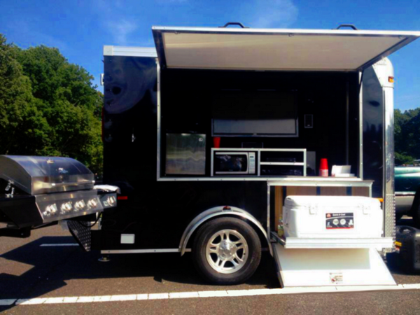 Tailgates2Go's tweet photo. Rentals booking quickly for 2014 #NYJets and #NYGiants seasons! Email info@tailgates2go.com to book! http://t.co/V6KH2tAx1w