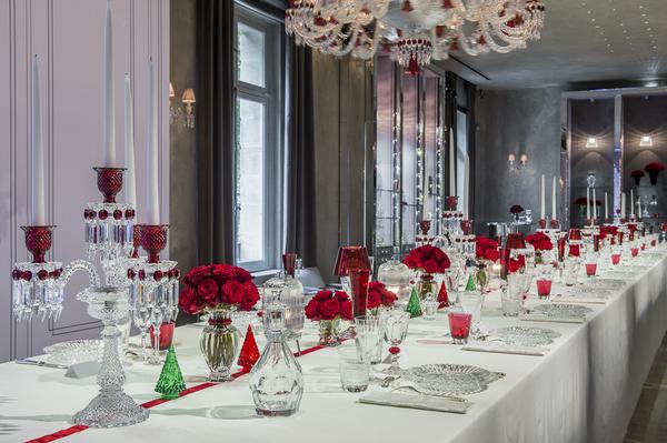 Baccarat's tweet photo. Découvrez notre table aux 30 couverts à la Maison Baccarat, Paris. http://t.co/4KgNC6TCDH