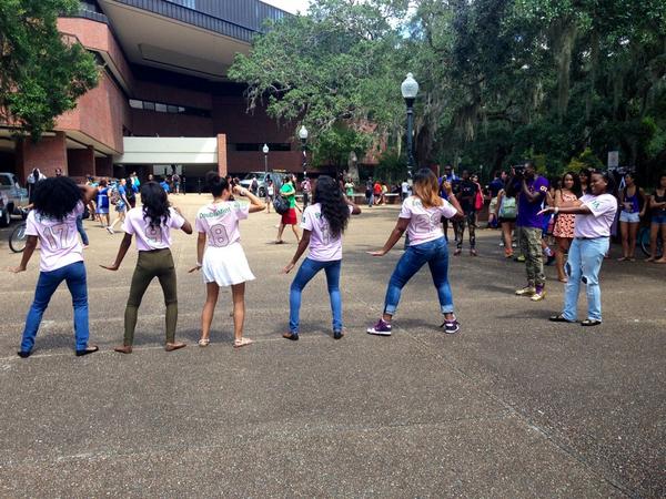 UFAKAs's tweet image. Just in case you missed the Pretty Girls set it off! #SetFriday 💕