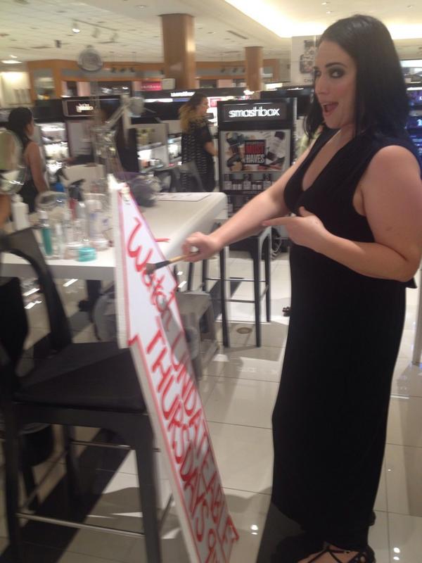 UndateableSign's tweet photo. Getting a makeover- changing my look but not changing who I am! #undateablesign @NBCUndateable #UndateableBecause http://t.co/ir8dad3EKS