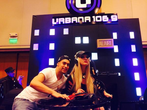 MilvaGauto's tweet photo. @MoliniersReal en #UrbanaStage #panteneafw #U1069AFW @afwpy @Urbana1069 @MIU1069 http://t.co/EstTynlOYJ