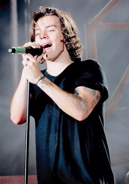 bestpicsofharry's tweet image. OK