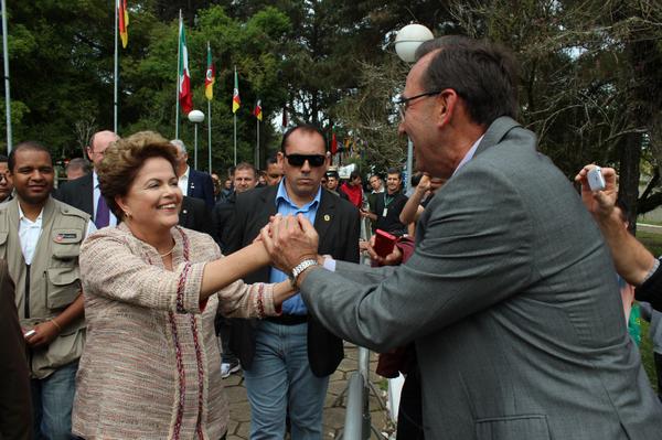 tarcisiotz's tweet image. Com @dilmabr na #Expointer2014. @MudaMais #Dilma13 #MaisMudançasMaisFuturo #Tarcísio13003 #MelhorarAPolítica